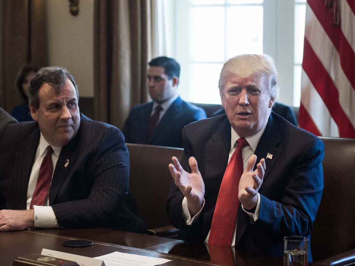 Trump says Chris Christie is 'eating now' and tells the public not to call the former governor a 'fat pig'